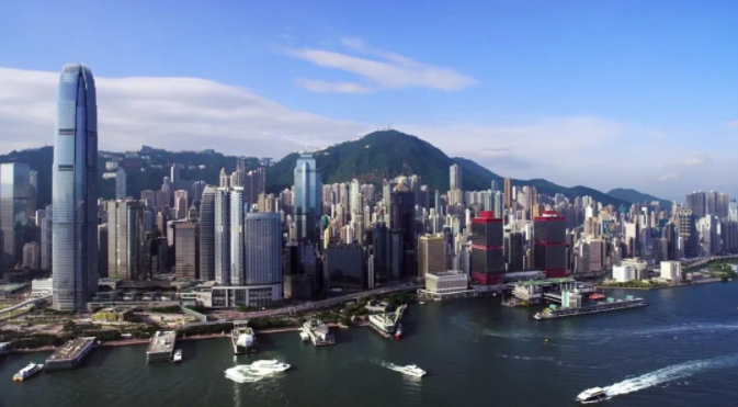 香港定居后，內(nèi)地戶口和身份證該如何處理呢？